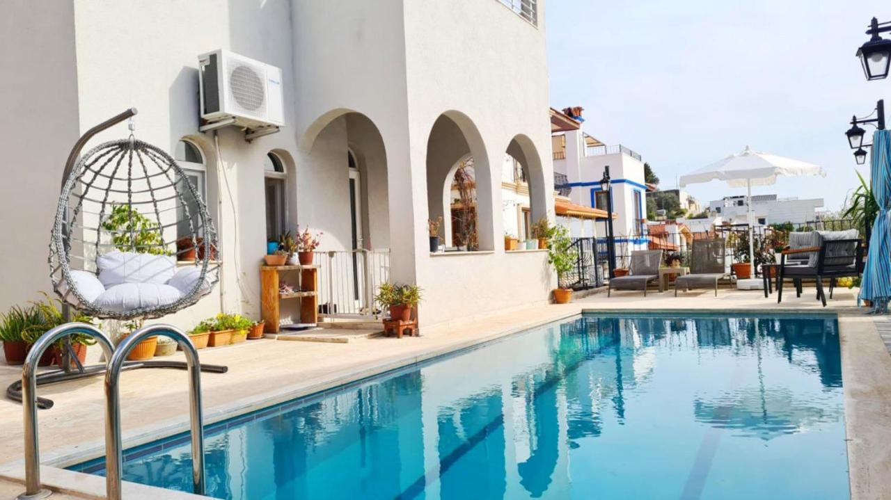 Shared Pool Flat Located 3 Min To Beach In Kalkan Appartement Buitenkant foto