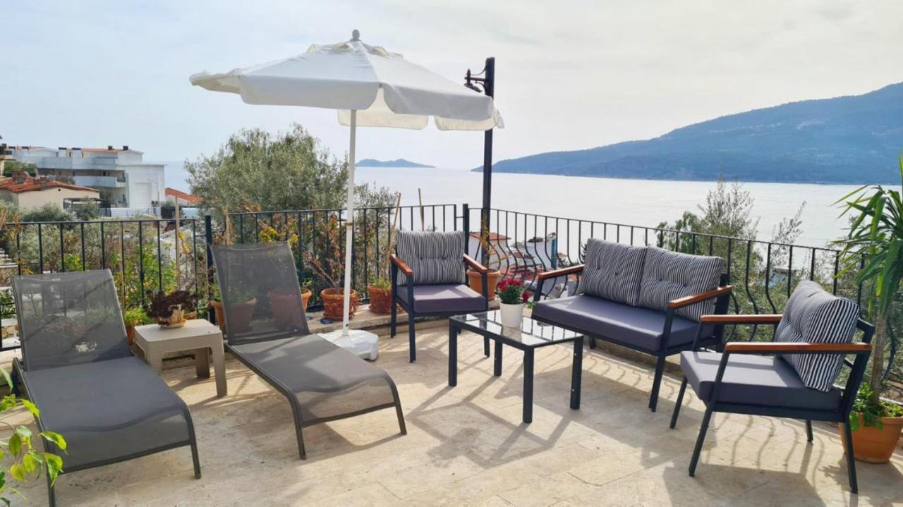 Shared Pool Flat Located 3 Min To Beach In Kalkan Appartement Buitenkant foto